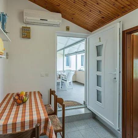 Mirela Apartmán *