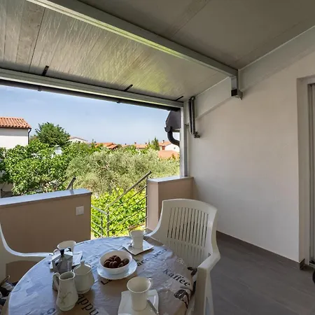 Mirela Apartment Banjole