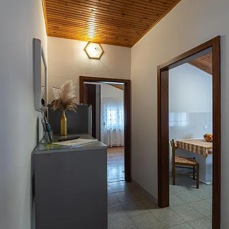 Mirela Apartment Banjole